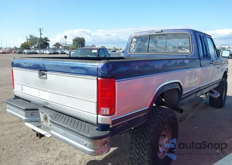 1986 Ford F250 из США, поврежденный, VIN 1FTHX2613GKB69048